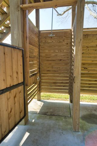 2569 County Road 291, Sargent, TX 77414