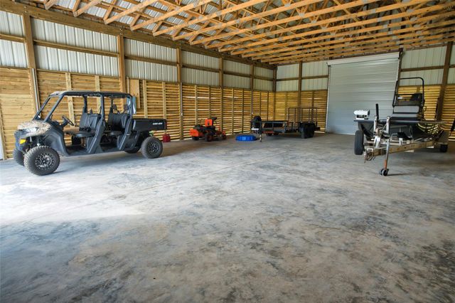 2569 County Road 291, Sargent, TX 77414