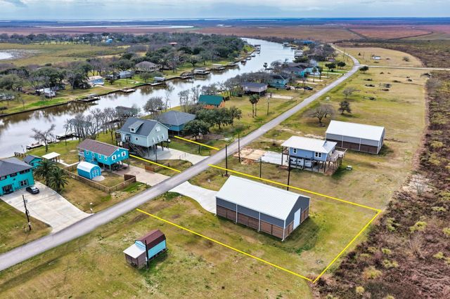 2569 County Road 291, Sargent, TX 77414