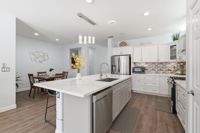 11744 Mani Cir, Rancho Cordova, CA 95742