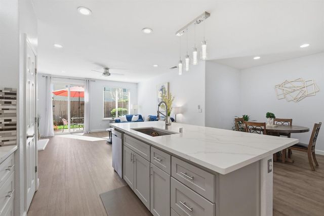 11744 Mani Cir, Rancho Cordova, CA 95742