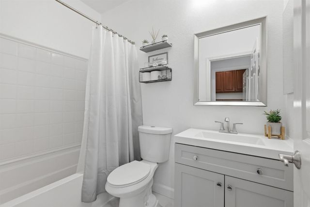 11744 Mani Cir, Rancho Cordova, CA 95742