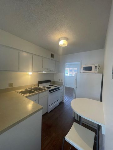 3000 Guadalupe ST 315, Austin, TX 78705