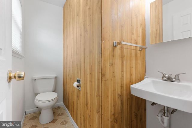 1304 GLENWILDE RD, Baltimore, MD 21228