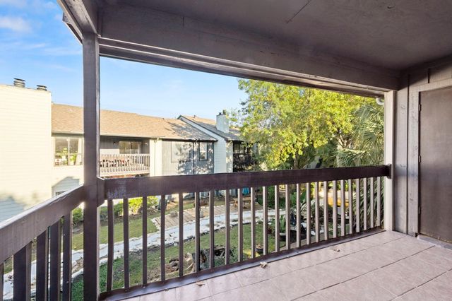 9009 Richmond Avenue 111, Houston, TX 77063