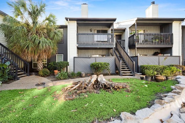 9009 Richmond Avenue 111, Houston, TX 77063