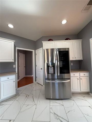 1009 S Creek Drive, Villa Rica, GA 30180