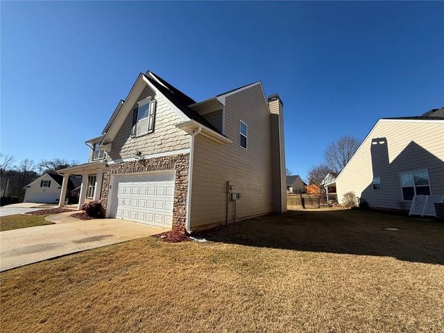 1009 S Creek Drive, Villa Rica, GA 30180