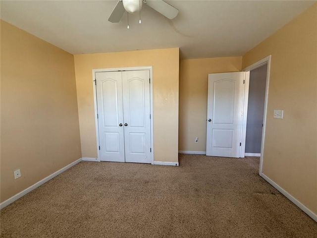 1009 S Creek Drive, Villa Rica, GA 30180