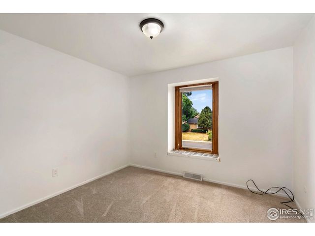 2938 Glendevey Dr, Loveland, CO 80538