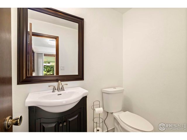 2938 Glendevey Dr, Loveland, CO 80538