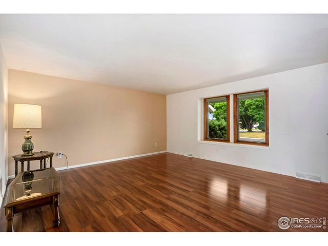 2938 Glendevey Dr, Loveland, CO 80538