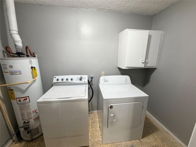 1322 Avenue N B, Huntsville, TX 77340