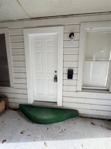 1322 Avenue N B, Huntsville, TX 77340