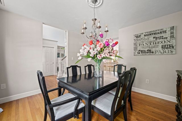 4 Bruce Rd, Holbrook, MA 02343