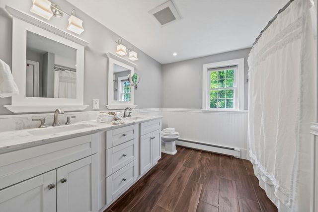 4 Bruce Rd, Holbrook, MA 02343