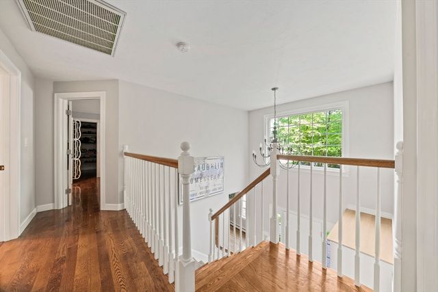 4 Bruce Rd, Holbrook, MA 02343