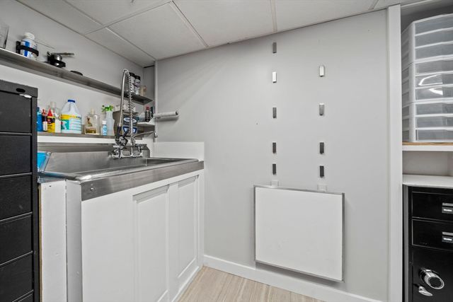 4 Bruce Rd, Holbrook, MA 02343