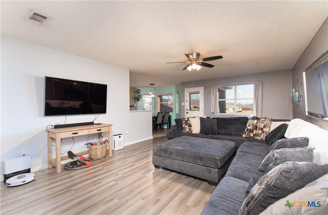 4305 Beach Ball Drive, Killeen, TX 76549