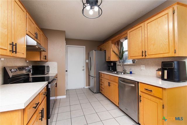 4305 Beach Ball Drive, Killeen, TX 76549