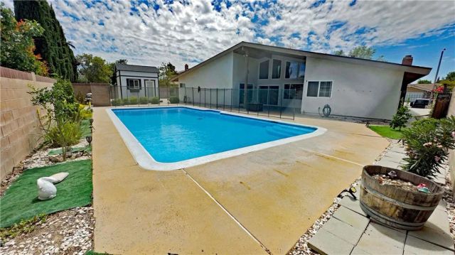 44034 Halcom, Lancaster, CA 93536