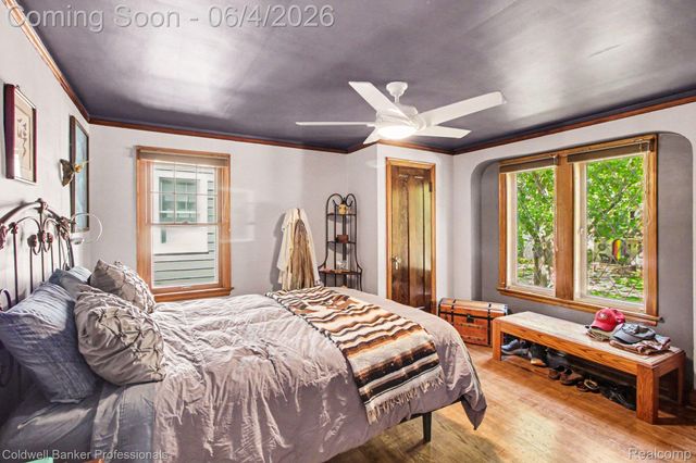 42 Wellesley Drive, Pleasant Ridge, MI 48069