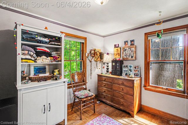 42 Wellesley Drive, Pleasant Ridge, MI 48069