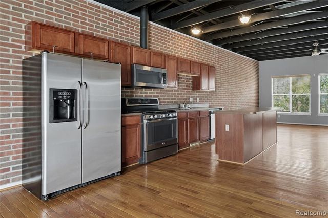 54 W Bethune Street 44, Detroit, MI 48202