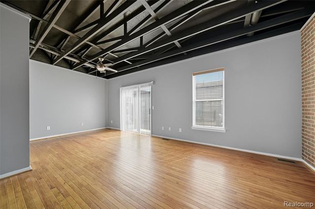 54 W Bethune Street 44, Detroit, MI 48202