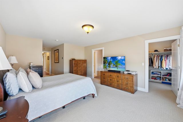 150 Allen Rd E, South Burlington, VT 05403