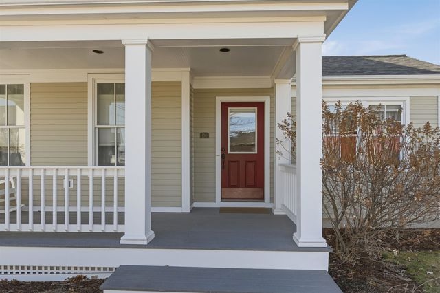 150 Allen Rd E, South Burlington, VT 05403