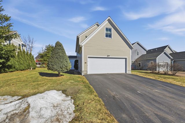 150 Allen Rd E, South Burlington, VT 05403