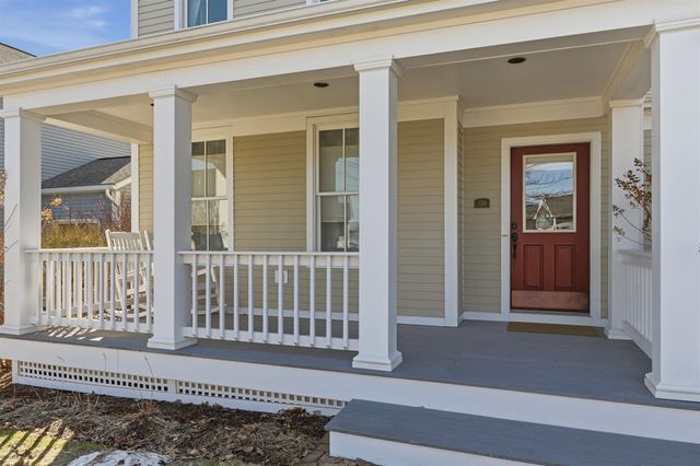 150 Allen Rd E, South Burlington, VT 05403