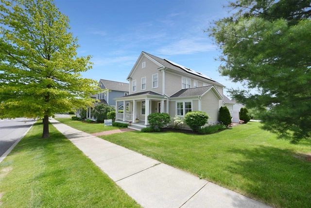 150 Allen Rd E, South Burlington, VT 05403