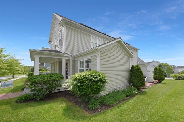 150 Allen Rd E, South Burlington, VT 05403