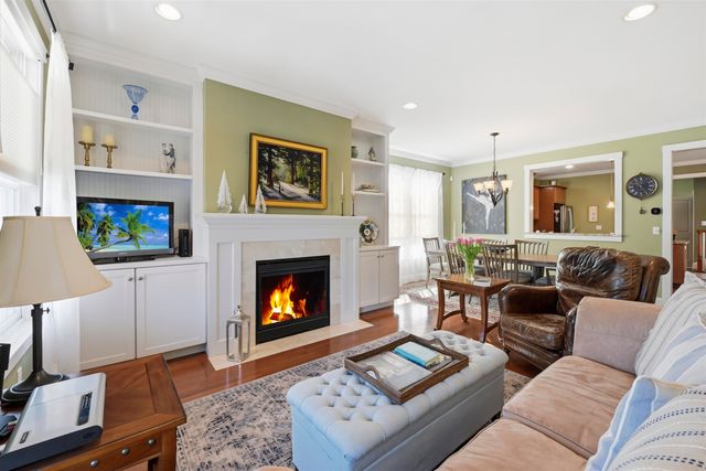 150 Allen Rd E, South Burlington, VT 05403