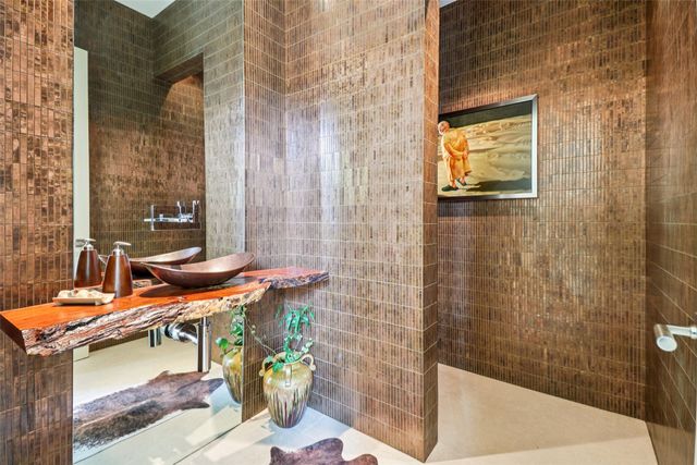 17704 Cedar Creek Canyon Drive, Dallas, TX 75252