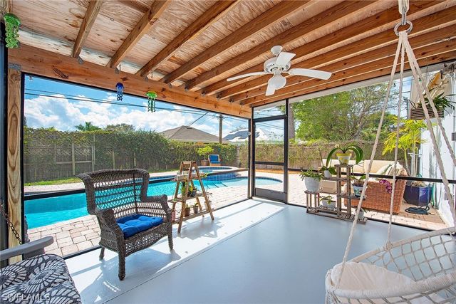 836 102nd AVE N, Naples, FL 34108