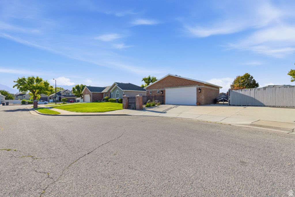 3215 W CAMERON COURT, South Jordan, UT 84095 — photo 3