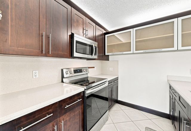 9139 SW 23RD Street C, Davie, FL 33324