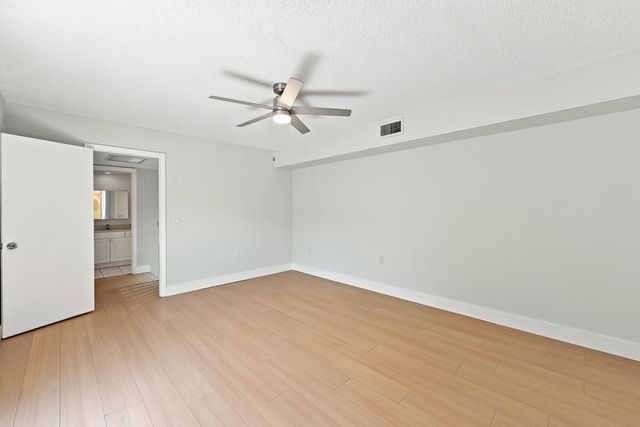 9139 SW 23RD Street C, Davie, FL 33324