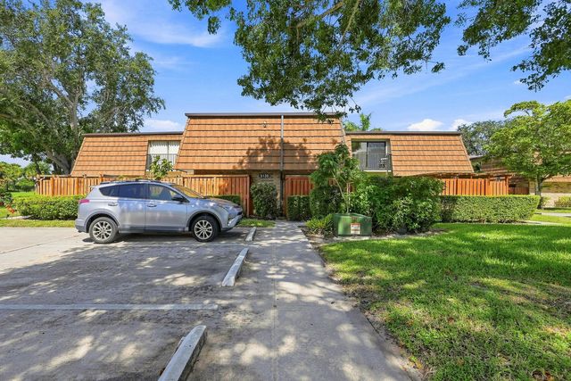 9139 SW 23RD Street C, Davie, FL 33324