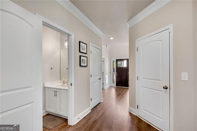 582 Eagles Nest Circle, Auburn, GA 30011