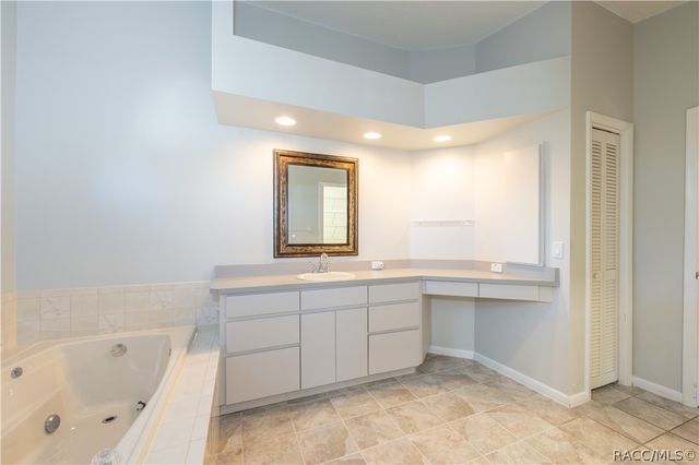 18 Dahlia Court S, Homosassa, FL 34446