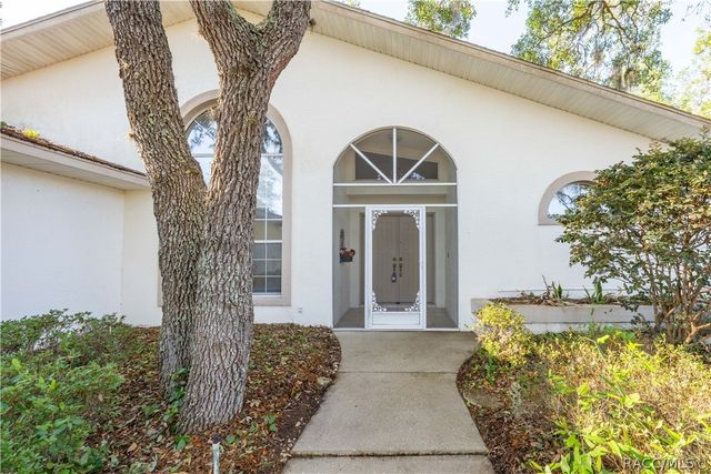 18 Dahlia Court S, Homosassa, FL 34446