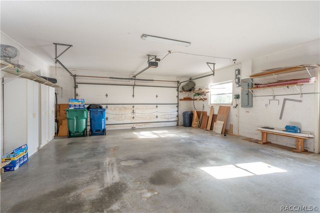 18 Dahlia Court S, Homosassa, FL 34446