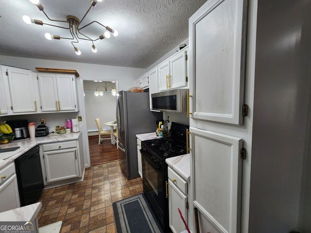 715 Babbling Creek Place, Johns Creek, GA 30022