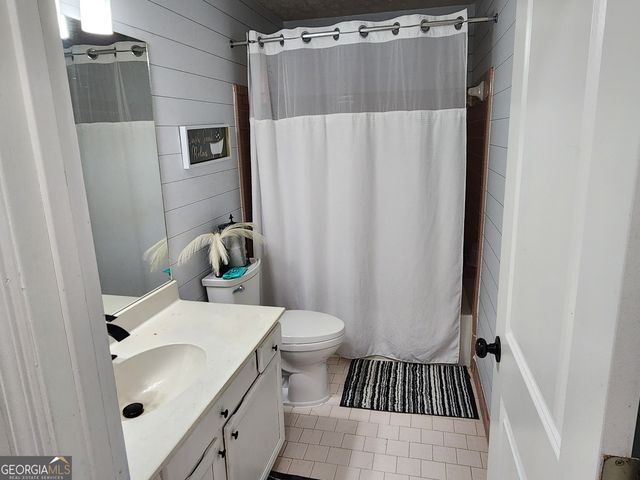 715 Babbling Creek Place, Johns Creek, GA 30022