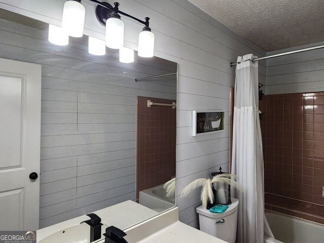 715 Babbling Creek Place, Johns Creek, GA 30022