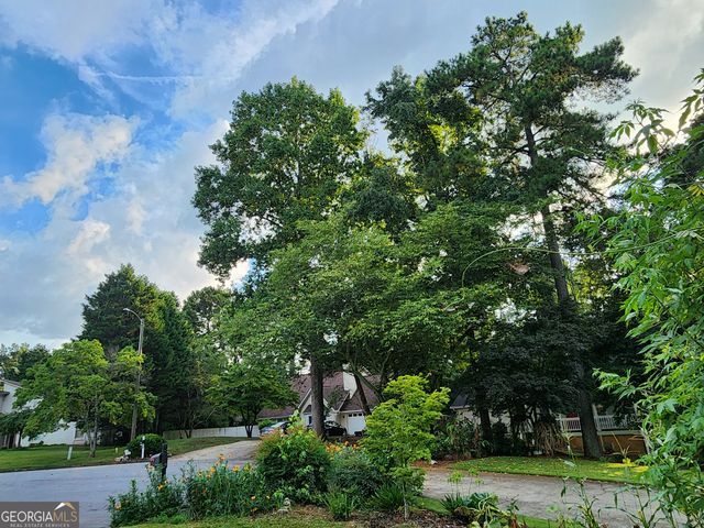715 Babbling Creek Place, Johns Creek, GA 30022
